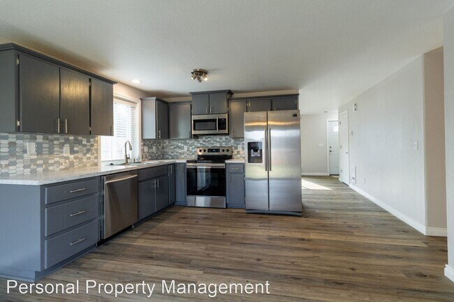 Building Photo - 3 br, 2 bath House - 13906 NE 52nd Street