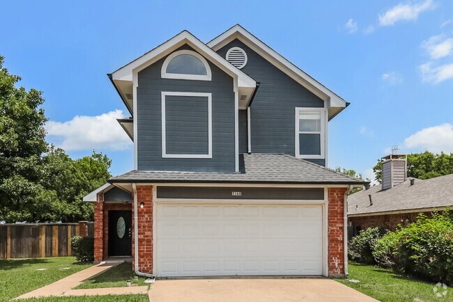 Building Photo - 5360 Waterford Dr