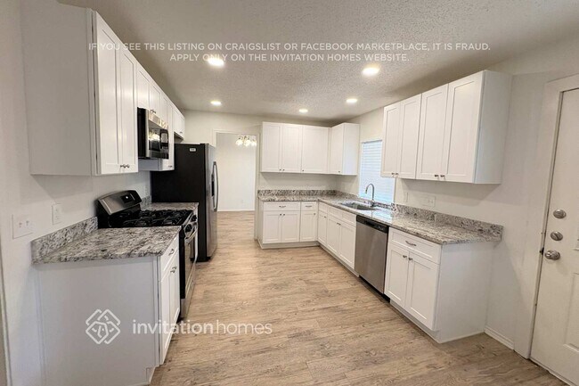 Foto del edificio - 4147 Hathaway Dr