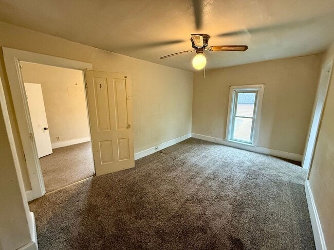 Building Photo - 516 Callon St