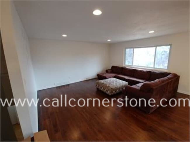Building Photo - 4925 Brown Valley Ln