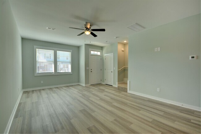 Building Photo - Sneads Ferry, Beachside Village Townhome! ...
