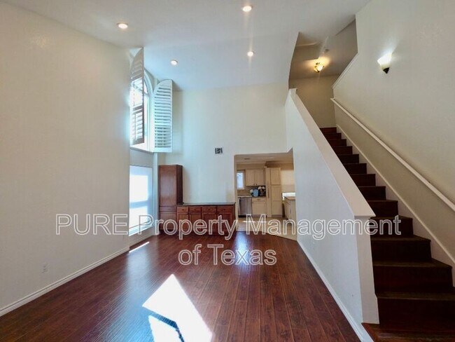 Foto del edificio - 7425 Dallas Dr