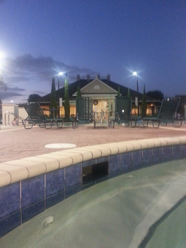 Pool and clubhouse - 4560 SPIGOLD Ct
