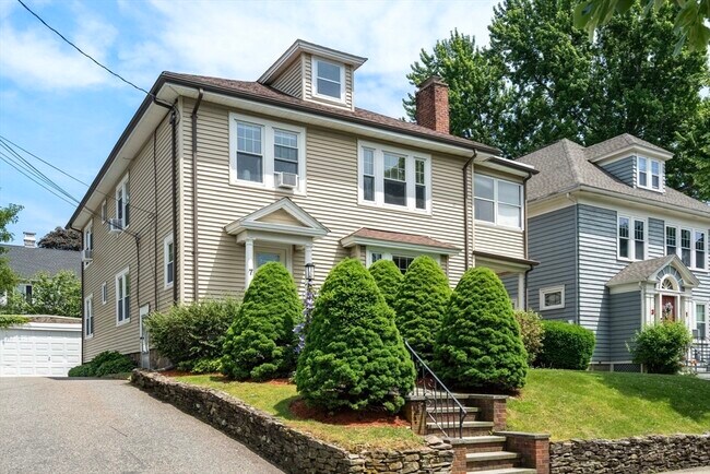 Foto del edificio - 7 Winslow Rd