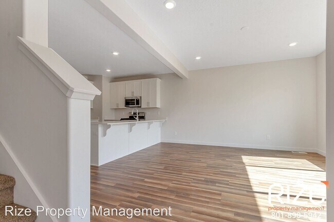 Foto del edificio - 3 br, 2 bath House - 969 W Tiffany Dale Way