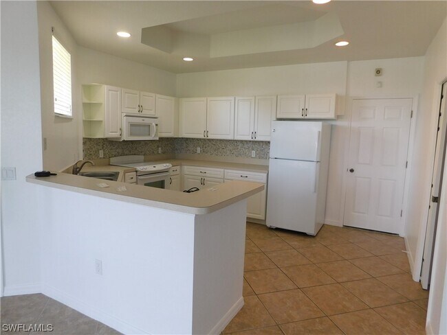 Building Photo - 16066 Via Solera Cir