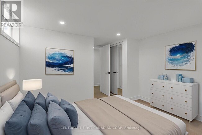 Photo du bâtiment - 1248 Sorrel Rd