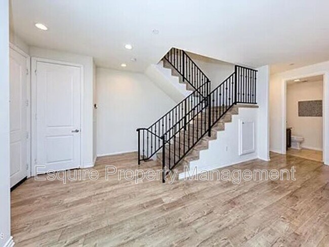 Foto del edificio - 345 Newbury Vista Ln