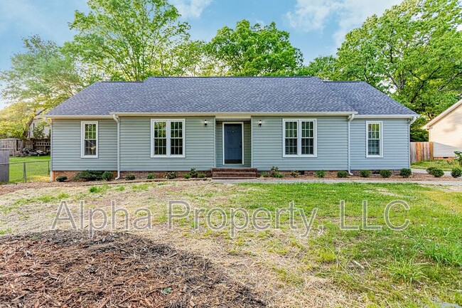 Building Photo - 111 Canebrake Dr