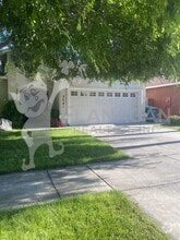 Building Photo - 3042 Bea Dr