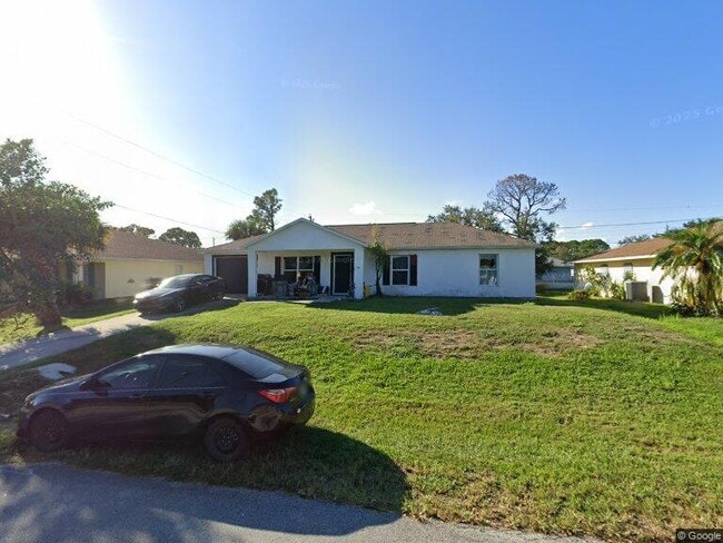 Building Photo - 392 Del Monte Rd