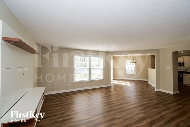 Building Photo - 782 Runnymede Ct