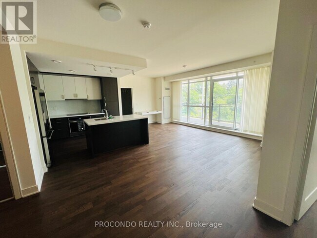 Photo du bâtiment - 1575-1575 Lakeshore Rd W