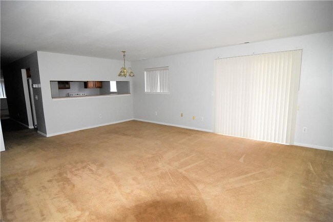 Foto del edificio - 3395 Whitaker Dr