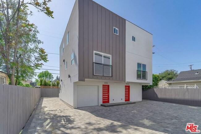 Building Photo - 4455 Colfax Ave