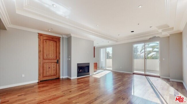 Foto del edificio - 632 N Kings Rd