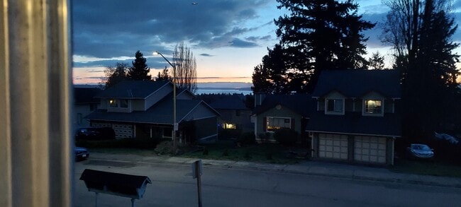 Building Photo - 24028 25th Ave S