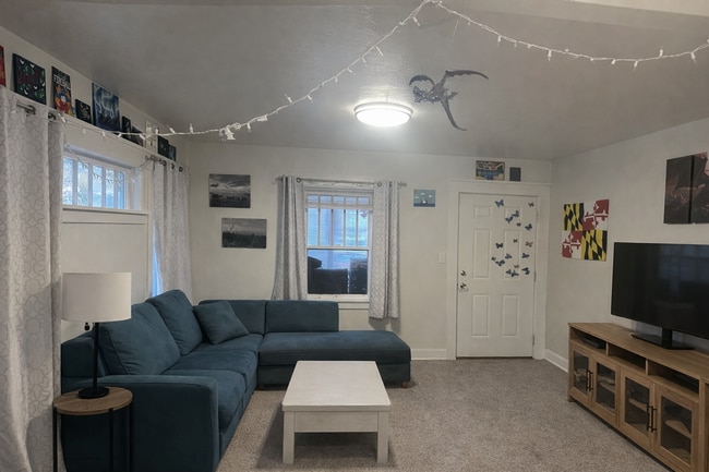 Building Photo - 2118 7th Ave