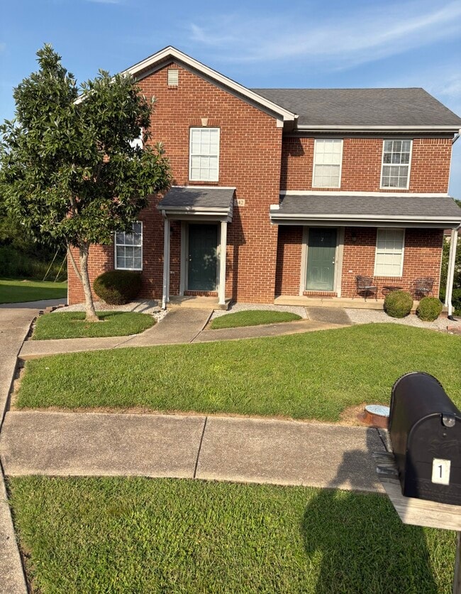 Building Photo - 542 Reynolds Dr