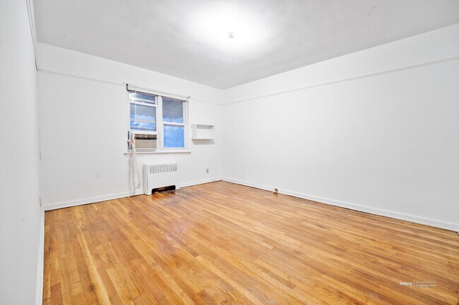 Foto del edificio - 3828A Barnes Ave