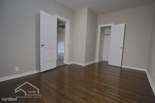 Building Photo - 3431 N Elaine Pl