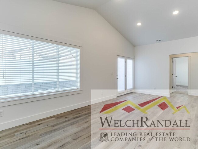 Building Photo - 2 Bedroom 2 Bath 2020 single family home "...