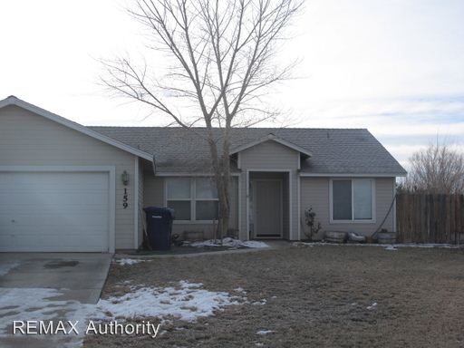 Primary Photo - 159 Shadow Mountain Dr