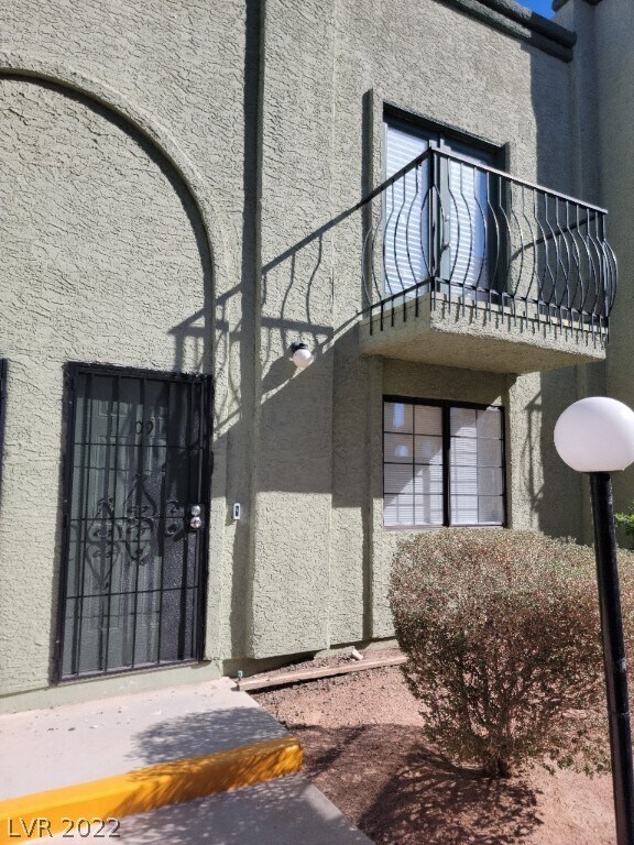 Building Photo - 7030 Burcot Ave