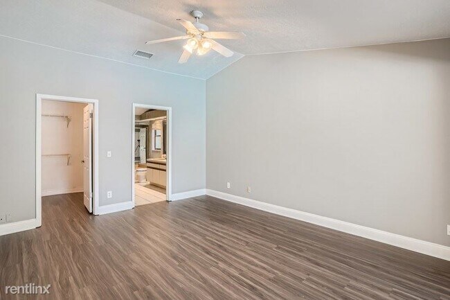 Building Photo - 4 br, 3 bath House - 1742 Shady Leaf Drive