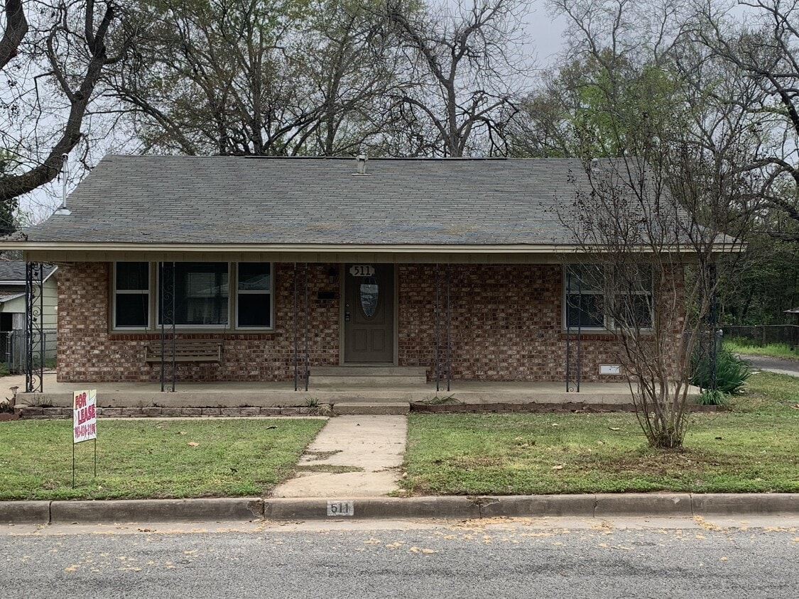 511 N Newsom St, Mineola, TX 75773 House Rental in Mineola, TX