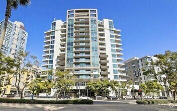Building Photo - 253 Tenth Ave