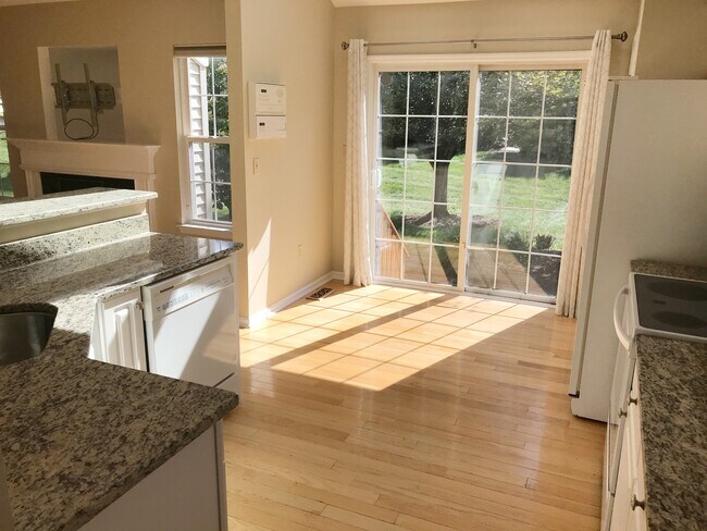 Foto del edificio - 4490 Apple Blossom Dr