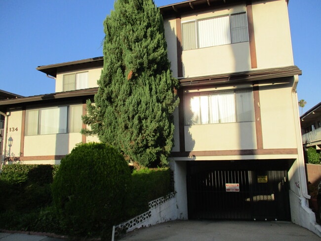 Foto del edificio - 134 N Belmont St