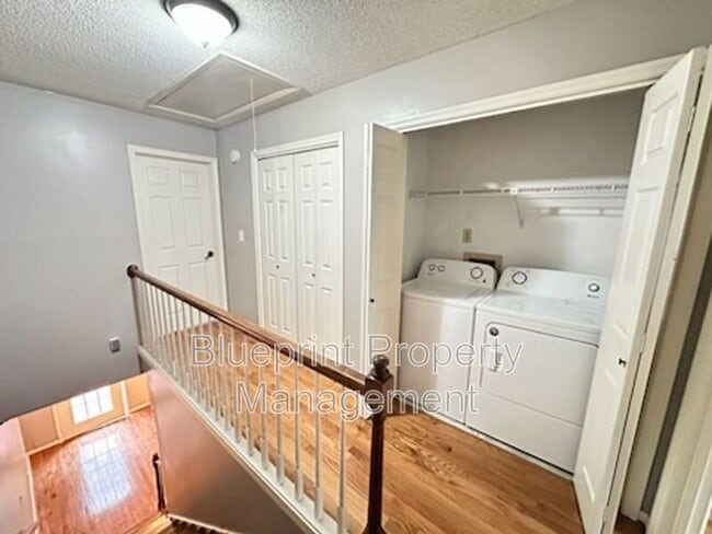 Building Photo - 118 Ridge Park Dr