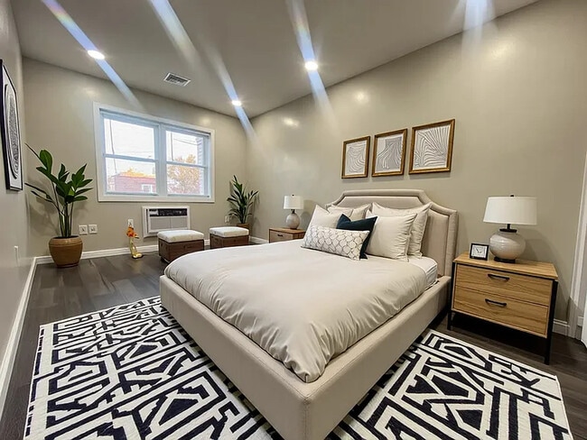 Foto del edificio - 825 Ashford St