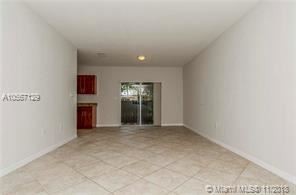 Foto del edificio - 3 br, 2.5 bath House - 203 NE 4th Ct