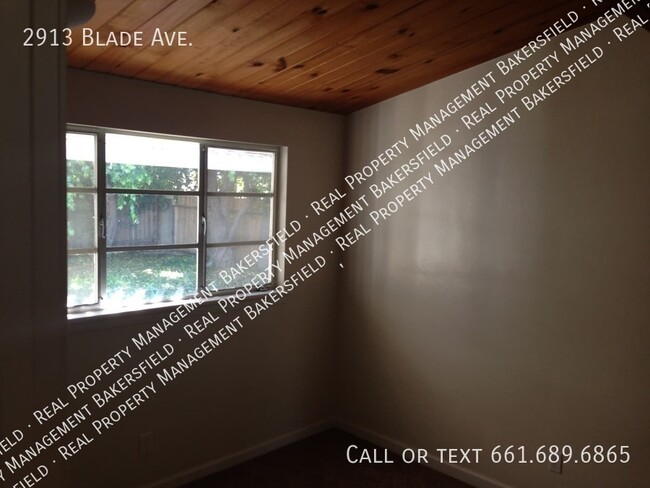 Building Photo - 2913 Blade Ave- Zero Deposit, Ask us how!