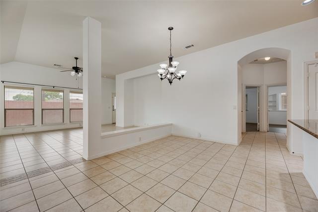 Foto del edificio - 6556 Fairview Dr