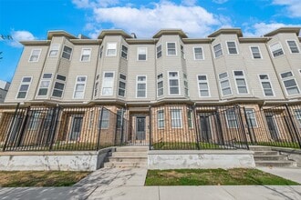 Building Photo - 2020 McGowen St