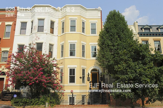 Foto principal - 629 4th St NE