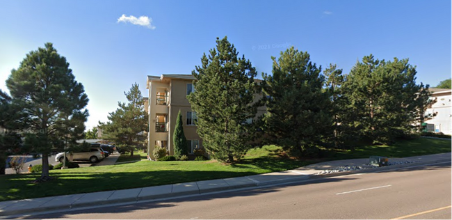2 Bedroom condo in desirable Powers Corridor area! - 2 Bedroom condo in desirable Powers Corridor area!