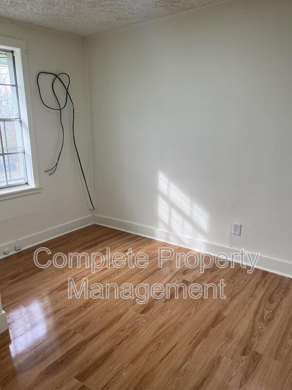 Building Photo - 544 52nd St Ensley