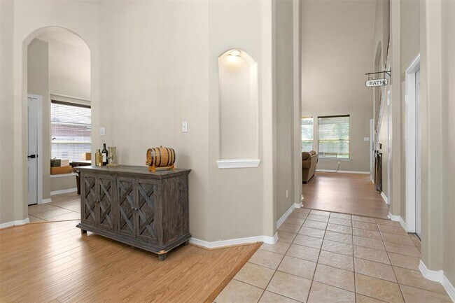 Foto del edificio - 7215 Wedgewood Dr