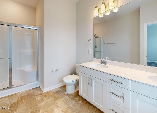 Building Photo - 635 Cline Falls Dr