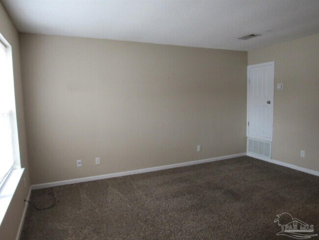 Foto del edificio - 2149 Schwab Ct