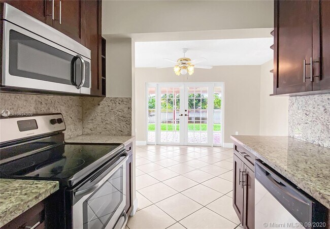 Foto del edificio - 14397 SW 45th Ter