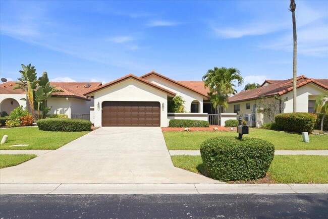 Photo - 21583 Villa Nova Dr House