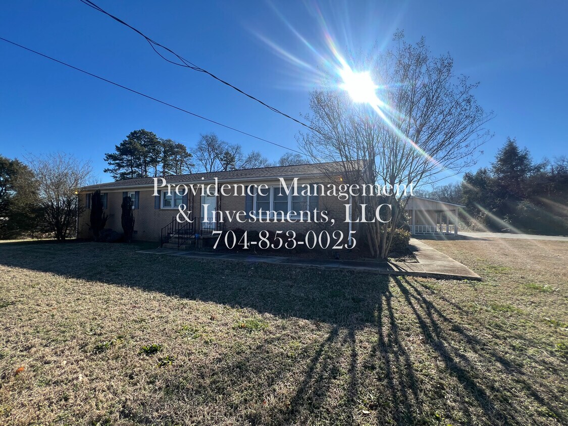 110 Cathy St, Belmont, NC 28012 House Rental in Belmont, NC