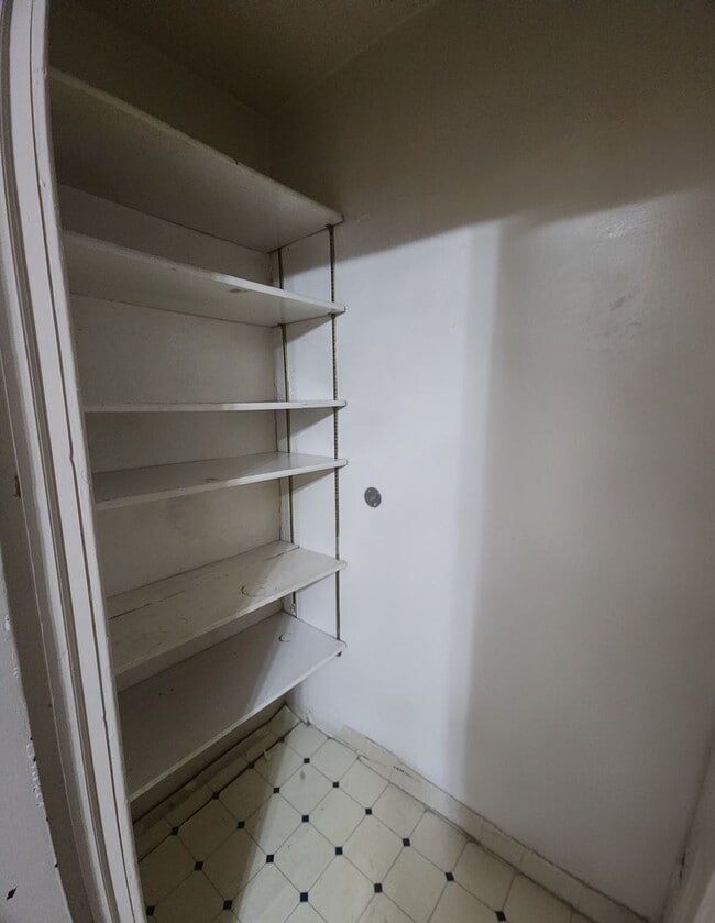 Foto del edificio - 1204 S Jefferson St